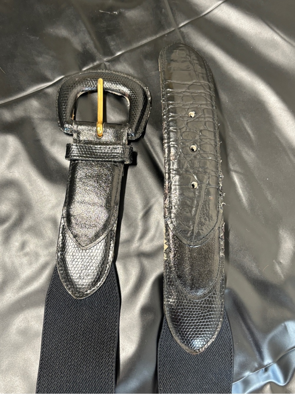 Black Elastic Stretchu Belt with Textured Leather Accents